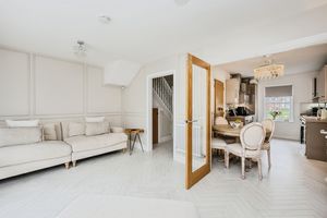 Photo 26- click for photo gallery